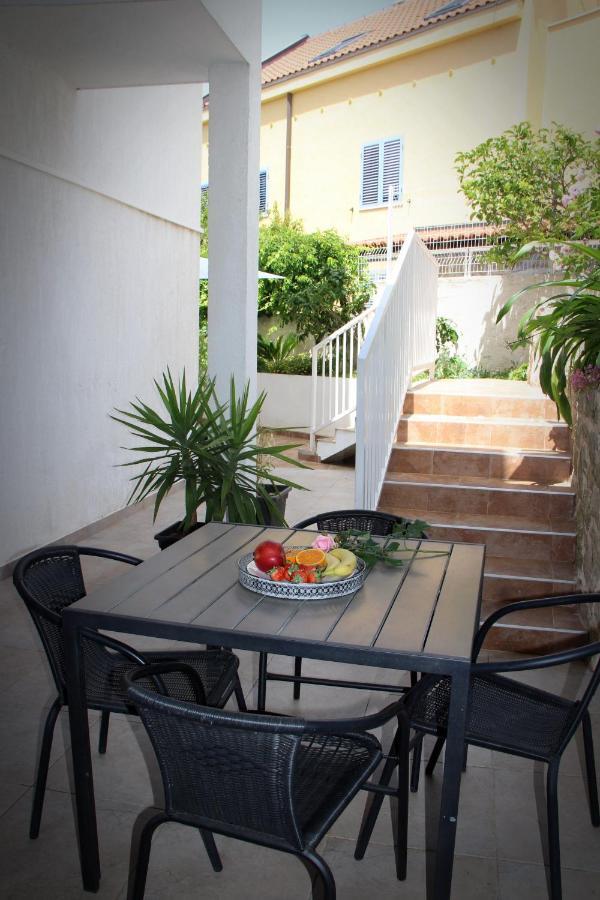 Apartments Giardino Hvar Town Eksteriør bilde